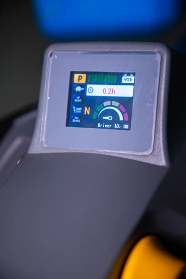 Штабелер самоходный 1,5 т 3,0 м TOR WS15H-3000SC PRO Li-ion 24/60 В/Ач контр. скорости подъема — фото 7